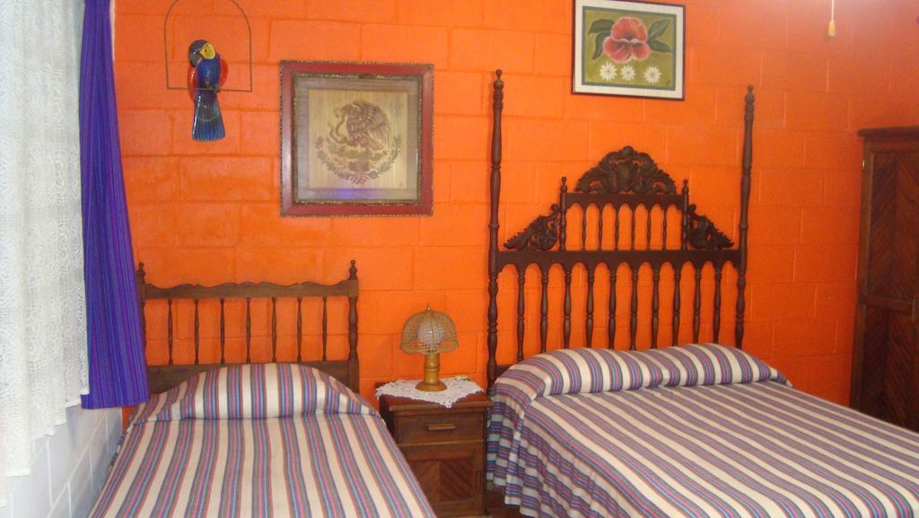 Hotel Quinta Erika Coyuca de Benitez Zimmer foto
